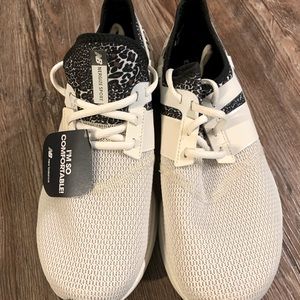 Brand new new balance sneakers